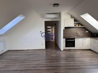 Krumvíř - Pronájem hezkého bytu 3+kk, 74 m² v klidné lokalit - 3