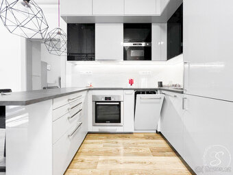 Pronájem bytu 2+kk • 52 m² - 3