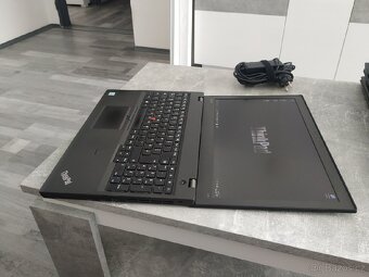 Lenovo ThinkPad T560 - 3