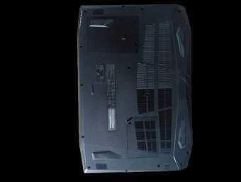 Acer Nitro 5 AN515-42-R83A - 3