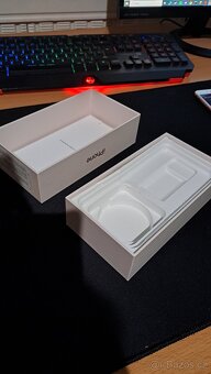Iphone 8 plus+příslušenství - 3