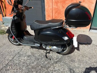Vespa GTS 300i.e. Super (2011) nádherná, 15tis.km, kufr, ple - 3