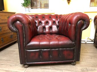 Křeslo a sedačka Chesterfield červená kožená - 3