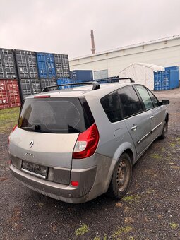 RENAULT MEGANE SCENIC, 2004, 2.0 Benzín, 98KW 7míst - 3