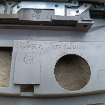 Alfa Romeo 145 osvětlení interiéru - 3