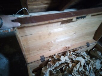 Dřevěná truhla - 3