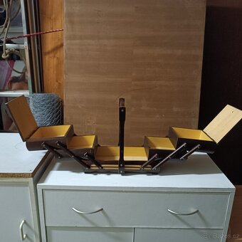 Kazeta na šití tmavé dřevo rozkládací - 3