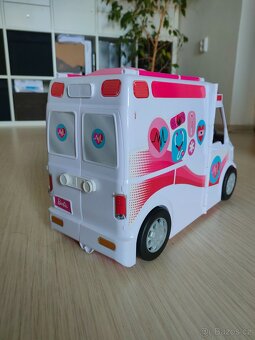 Barbie záchranka - 3