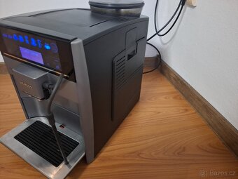 Kávovar Siemens EQ.6 plus s100 - 3