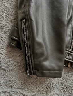 Černá koženková biker (křivák) bunda Pull&Bear - 3