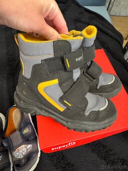 3 pary bot vel.27 - 3