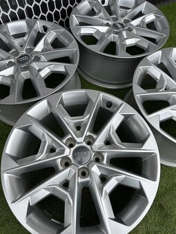 Nová sada Audi Q2 - ORIGINÁL- R18 - 3