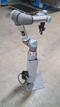 Universal Robots UR 5e od roku 2020 Systém manipulace s robo - 3