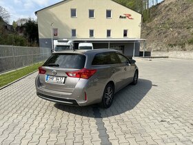TOYOTA AURIS KOMBI 1,4 D-4D - 3