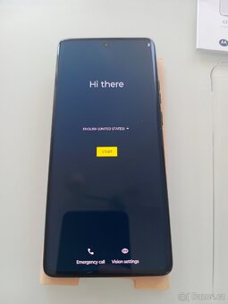 Motorola Edge 40 - 3