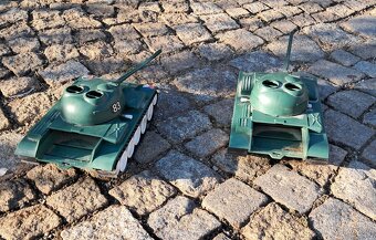 2 tanky ites - 3