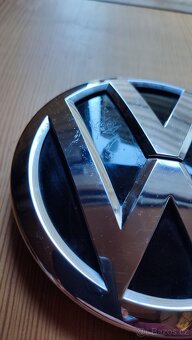 Logo Volkswagen passat B8 - 3