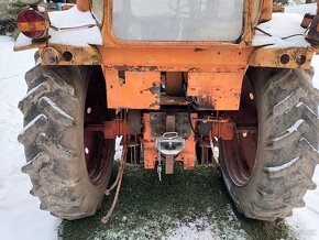 Traktor belarus - 3