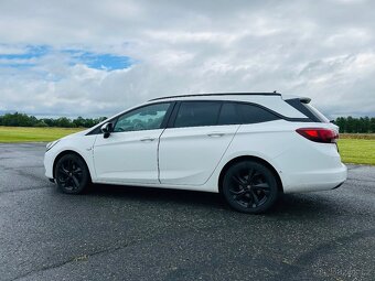Opel Astra Sport tourer - 3