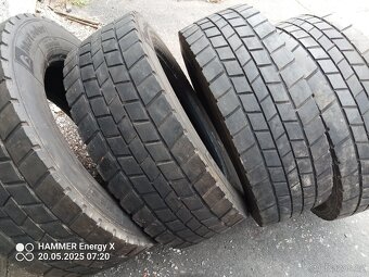 Pneu 295/60r22,5 - 3