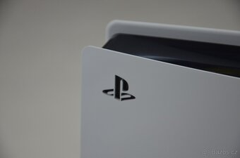 PlayStation 5 (verze slim) s mechanikou - 3
