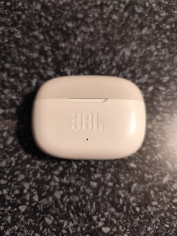 Sluchátka JBL wave 200 - 3