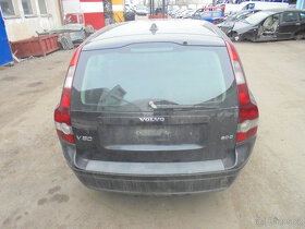 Volvo V-50 - 3