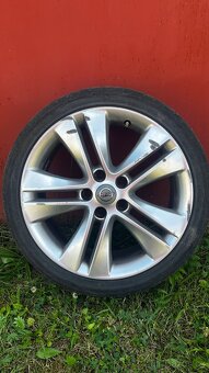 Opel 5x115 R18 - 3