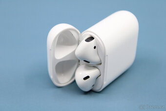 Sluchátka Apple AirPods (2019) - se zárukou - 3