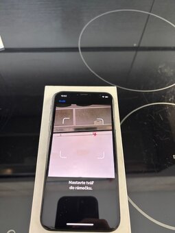 iPhone X 256 gb černý - 3