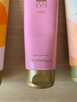 Nová dámská tělová mléka/krémy Avon - 125 ml - různé - 3