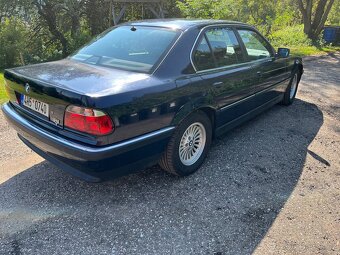 Prodám BMW 740i(96) 4.4L 210Kw - 3