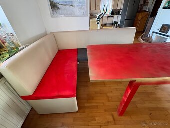 Rohová lavice + stůl - 3