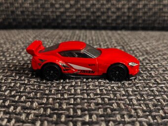 Hot Wheels - různé - 3