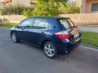 Inzerát Toyota Auris benzin 1,6 Valve Matic 97kW - 3
