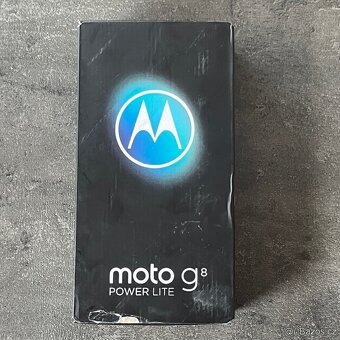 Nový Android telefon Motorola Moto G8 4GB/64GB - 3