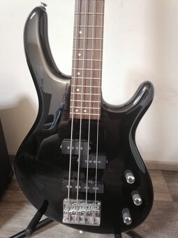 Basová kytara Cort + kombo - 3
