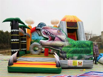 Skákací hrad se skluzavkou - 3