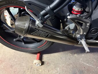 Výfuk Triumph speed triple 1050 - 3