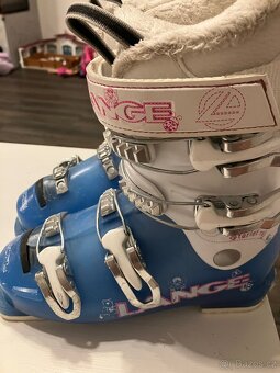 Dětské lyžáky Lange Starlet 60. 22,5 - 3