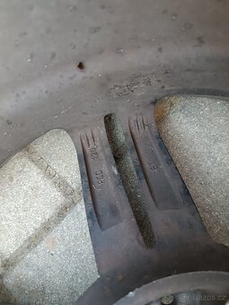 1 ks kolo BMW r17 - 3