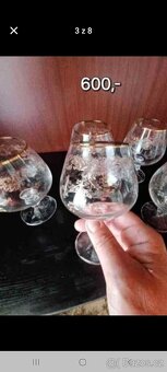 Sada různých skleniček - 3