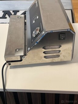 Vakuovačka Hendi - 3