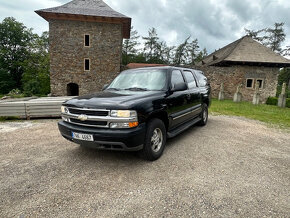 Chevrolet Suburban 5,3i V8 4x4 r.v. 2003 i na splátky všem - 3