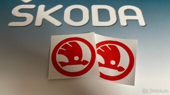 Nálepka na poklici kola Škoda, více barev - 3