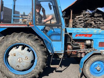 Traktor 3511 - 3