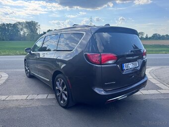 Chrysler Pacifica 3,6 DVD LIMITED ADAPT 8 míst 2017 - 3