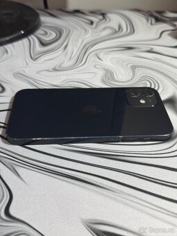 📱 iPhone 12 – 64 GB – černý – originál krabička + nový kabe - 3