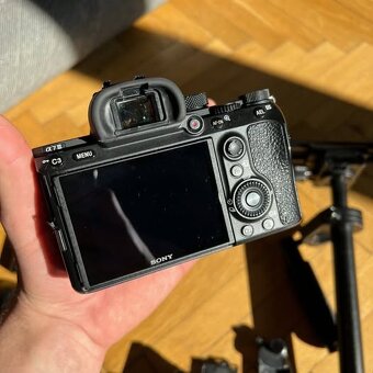 Sony A7III Foto/Video Vybavení + Příslušenství - 3
