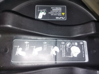Nuna Pipa next se základnou Isofix - 3